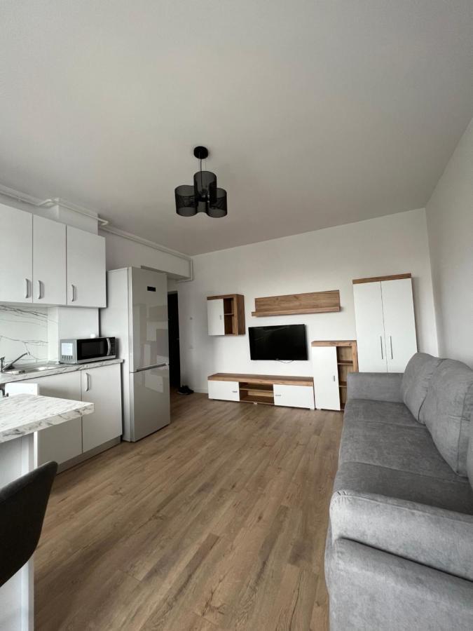 Central Riverfront Apartment Bucharest Exterior photo